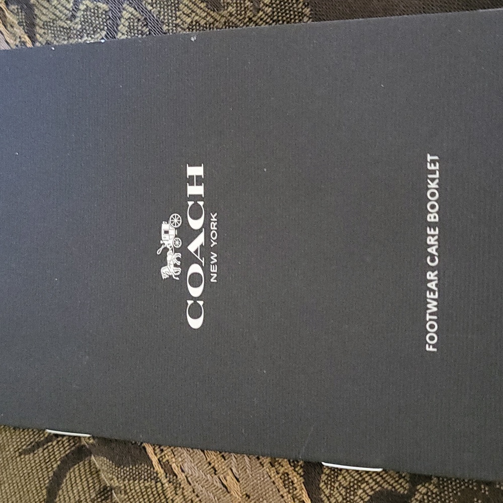Coach  sig flip flops bagged tagged instructions black grey - Picture 5 of 6